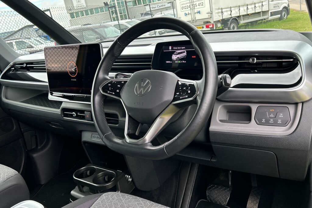 Volkswagen ID.Buzz 210Kw Life Pro 86Kwh Lwb 7 Seat White #6