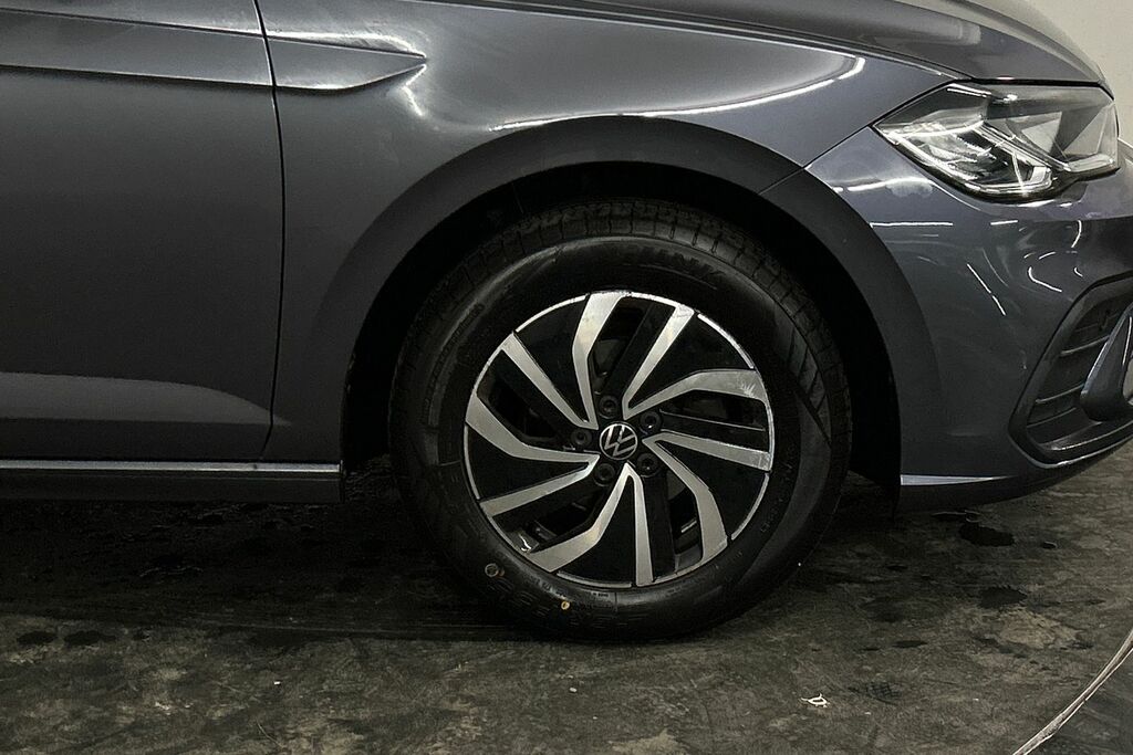 Volkswagen Polo 1.0 Tsi Life Grey #5