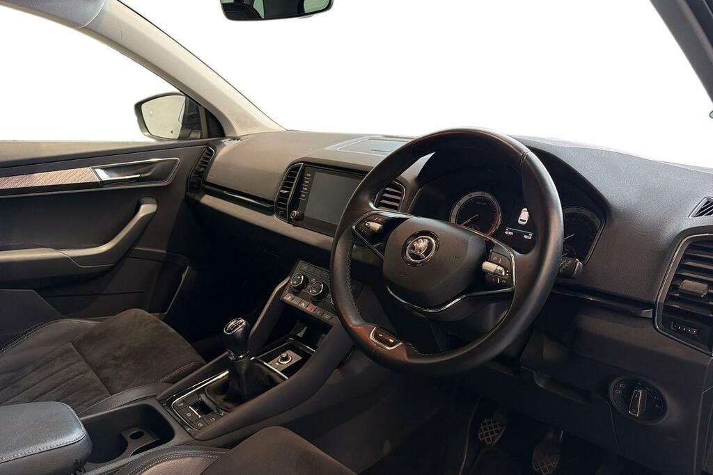 Skoda Karoq 1.5 Tsi Se L Black #6