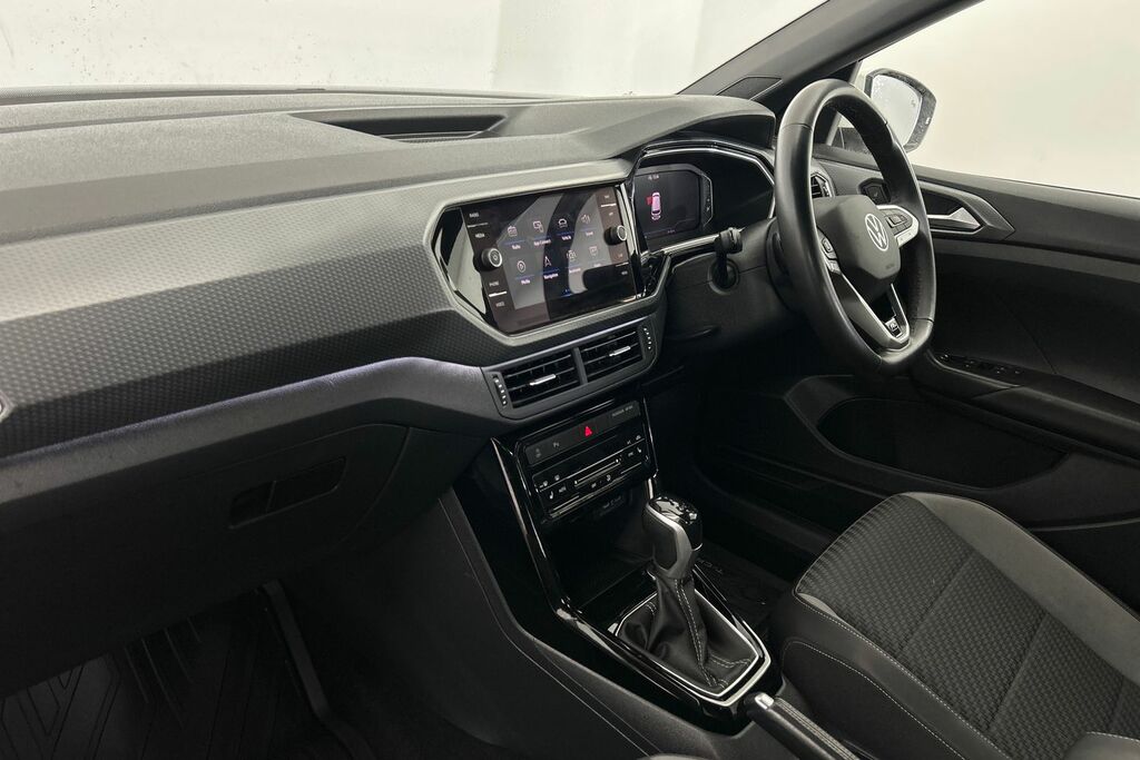 Volkswagen T-Cross 1.0 Tsi 110 R-line Dsg White #2