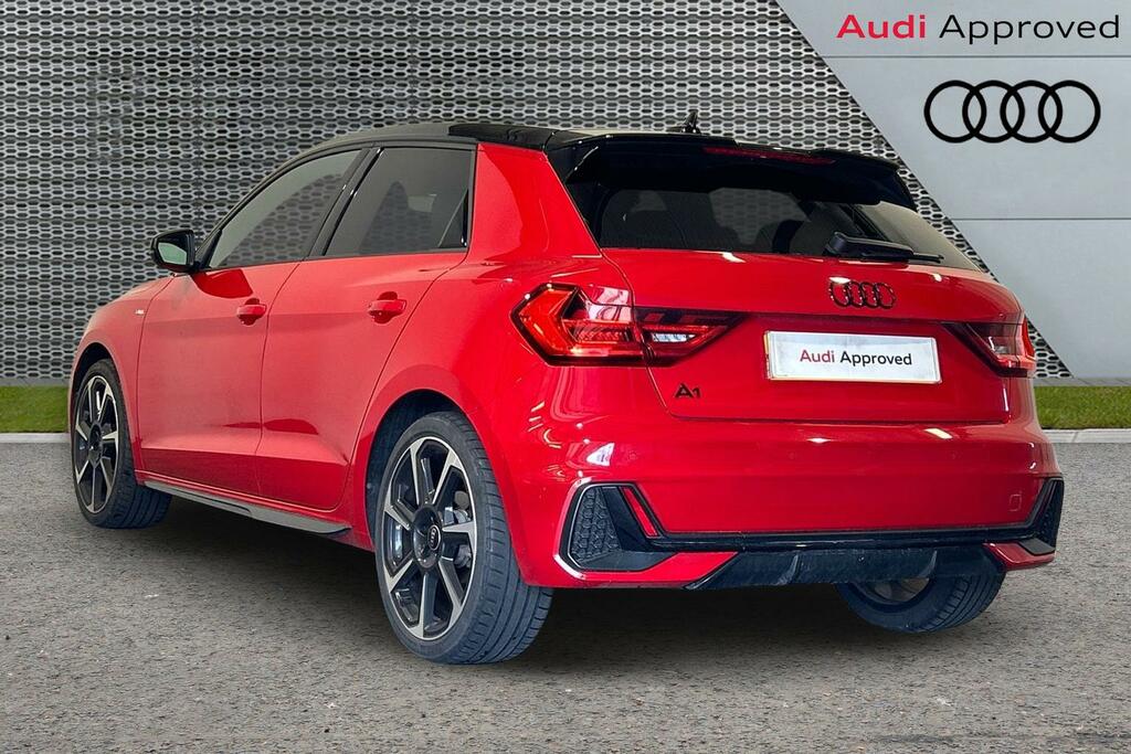 Audi A1 Black Edition 30 Tfsi 116 Ps 6-Speed SW24NTL Red #3