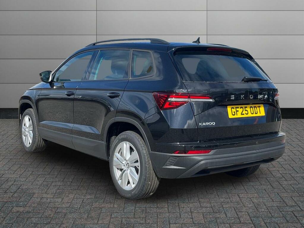 Skoda Karoq 1.5 Tsi 150Ps Se Edition Black #3
