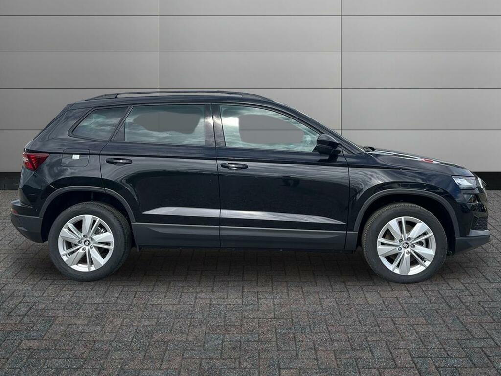 Skoda Karoq 1.5 Tsi 150Ps Se Edition Black #4