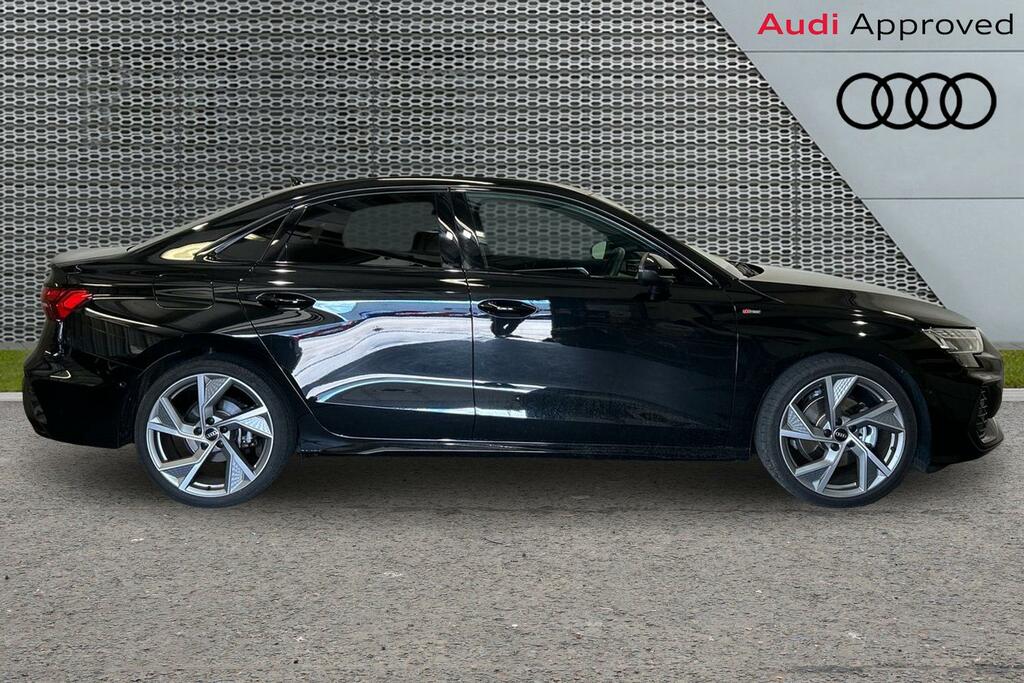 Audi A3 Black Edition 35 Tfsi 150 Ps 6-Speed SV74ZPE Black #4