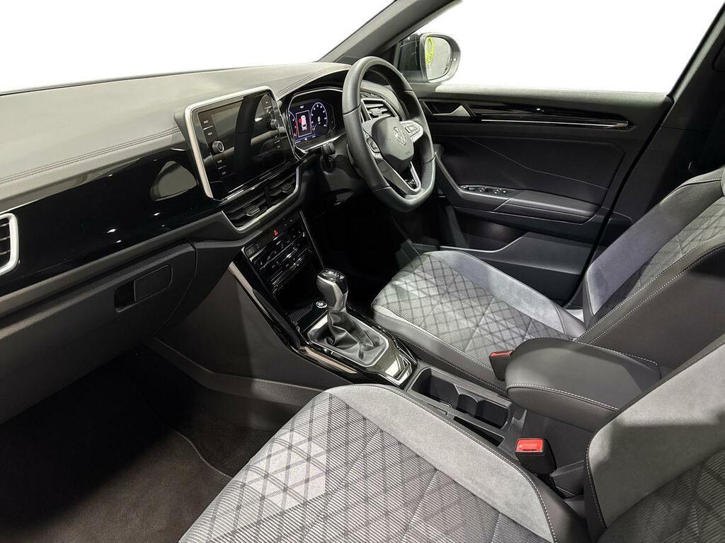 Volkswagen T-Roc 1.5 Tsi 150Ps R-line Dsg SW25FYX #2