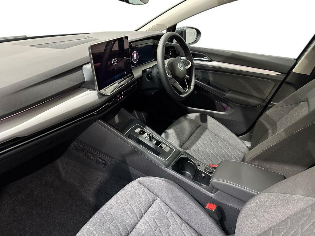 Volkswagen Golf 1.5 Tsi 204 Match Ehybrid Dsg SY26RWW  #2