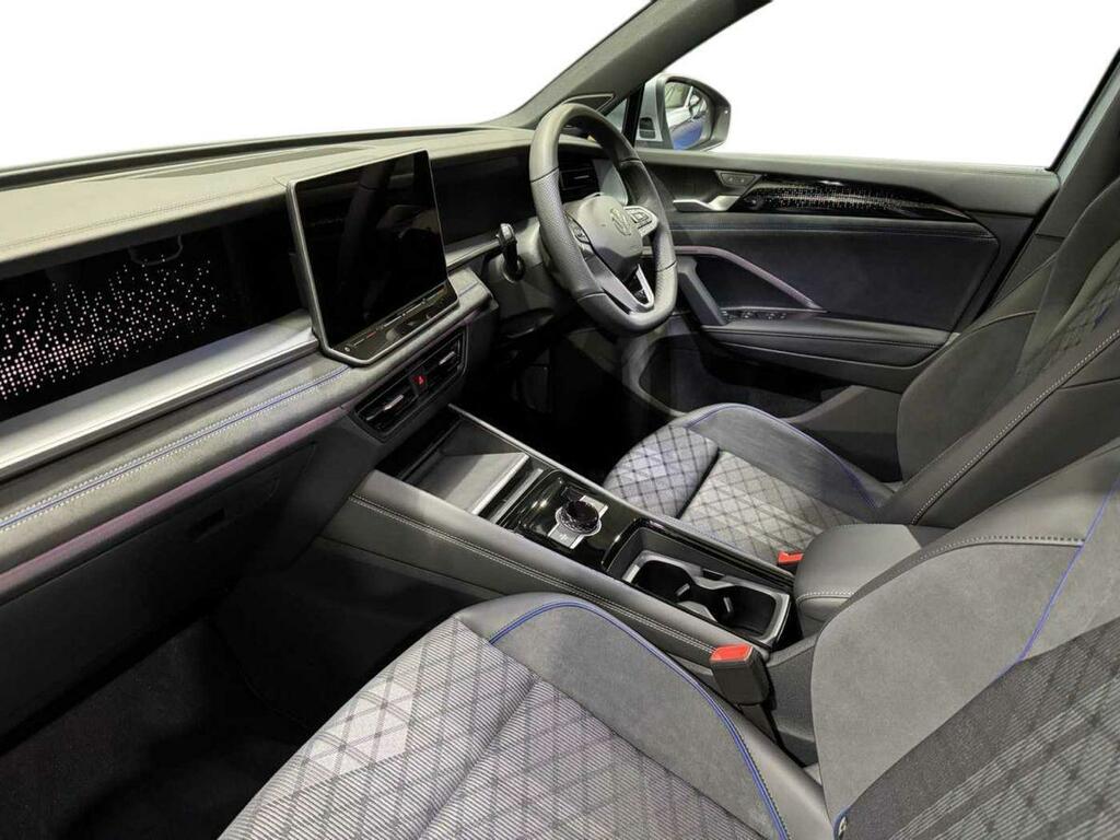Volkswagen Tayron 1.5 Etsi 150Ps R-line 7 Seat Dsg #2
