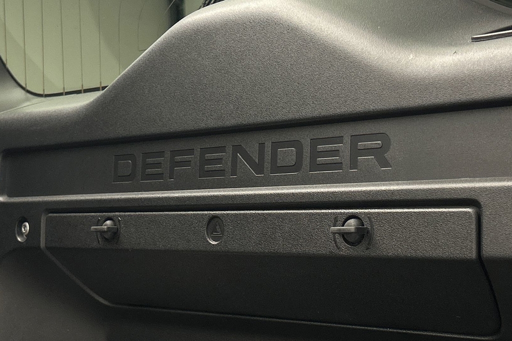 Land Rover Defender 110 2.0 D240 Se 110 7 Seat Blue #36