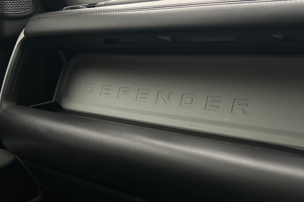 Land Rover Defender 110 2.0 D240 Se 110 7 Seat Blue #33