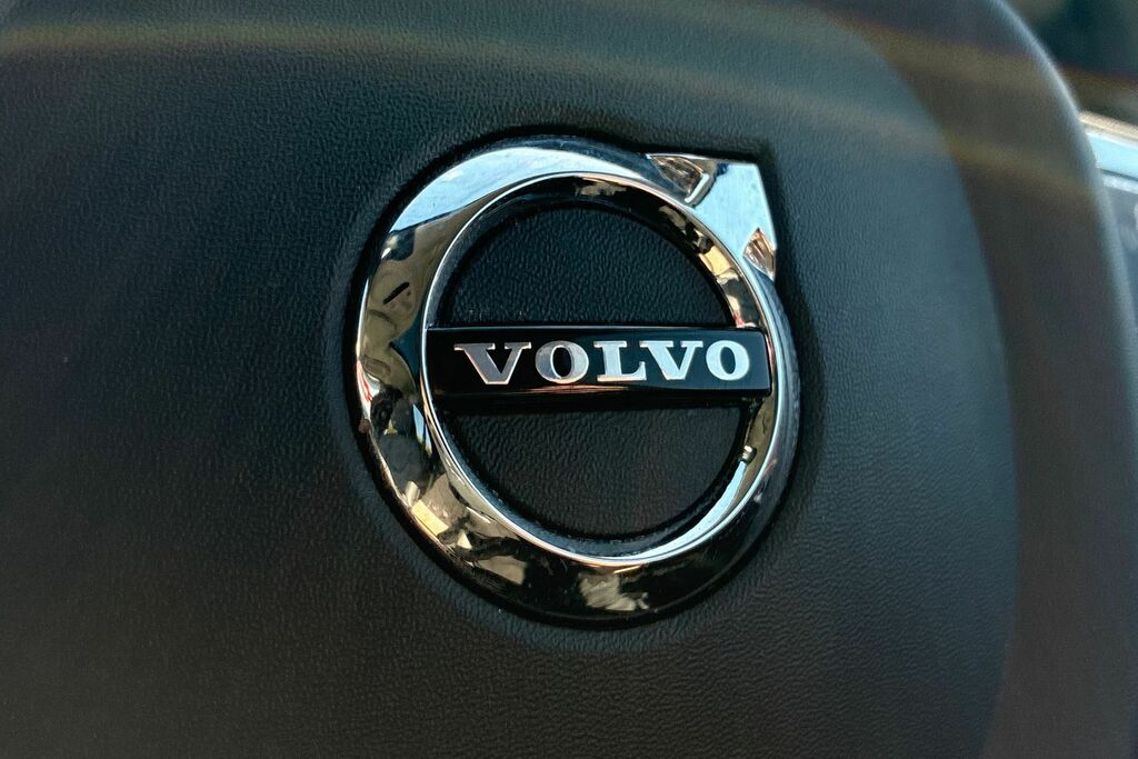 Volvo XC90 2.0 B5d 235 Plus Dark Awd Geartronic Black #25