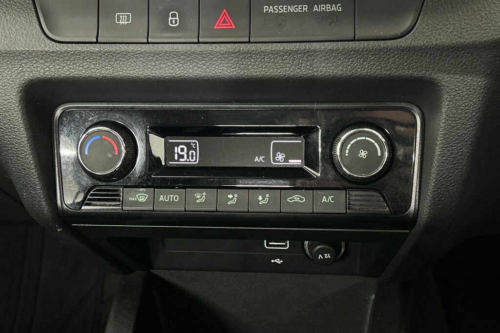 Skoda Fabia 2019 1.0 Tsi Se Hatchback Euro 6 Silver #17