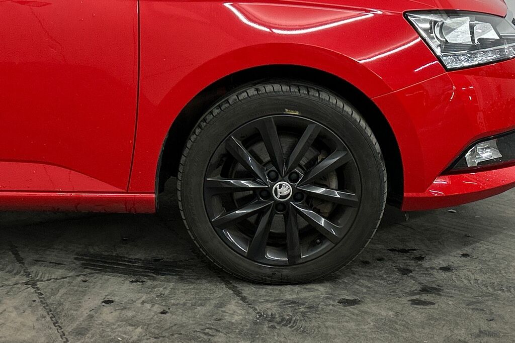 Skoda Fabia 1.0 Tsi Colour Edition Dsg Red #5