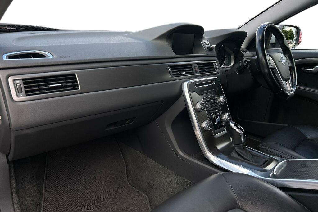 Volvo XC70 D5g Se Lux Silver #2