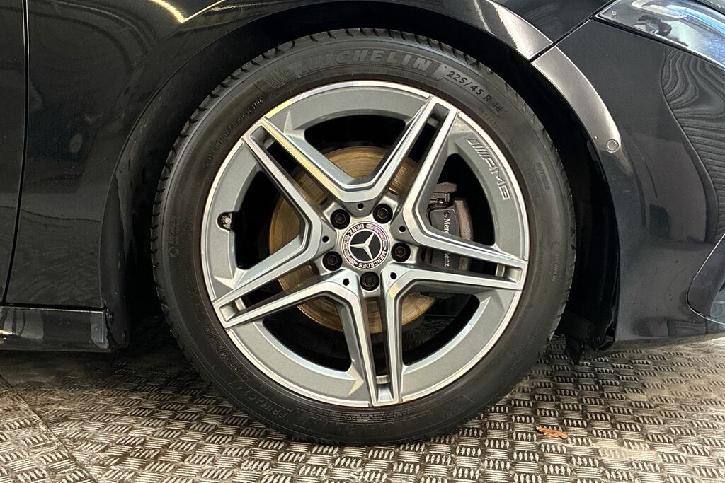 Mercedes-Benz A Class A200 Amg Line Executive KS23ZYM Black #5