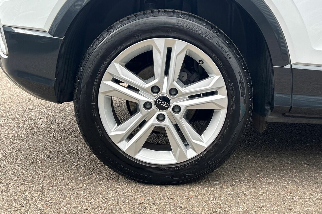 Audi Q2 Sport 35 Tfsi 150 Ps S Tronic White #5