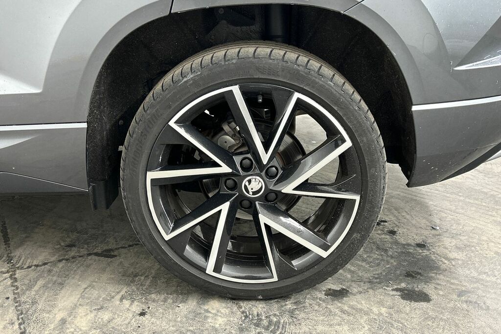 Skoda Karoq 1.5 Tsi Sportline Dsg Grey #5