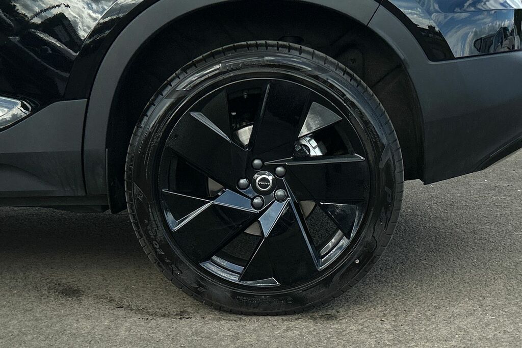 Volvo XC40 2.0 B3p Plus Black Edition Black #5