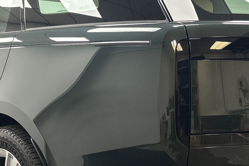 Land Rover Range Rover P460e Swb Gold #19