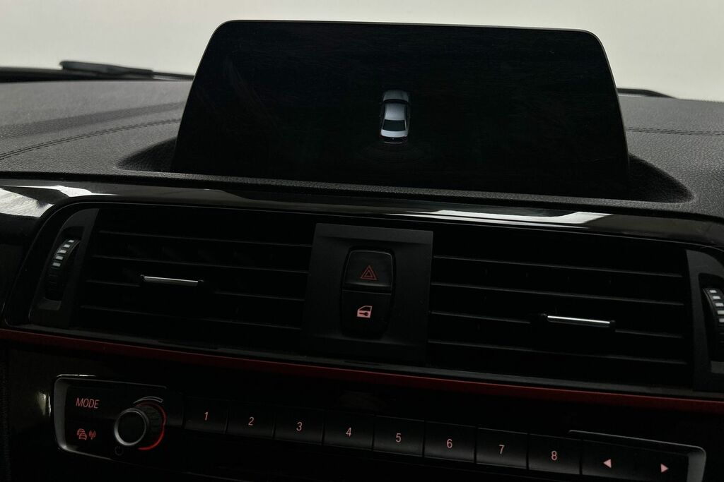 BMW 2 Series 218I Se Step Black #23