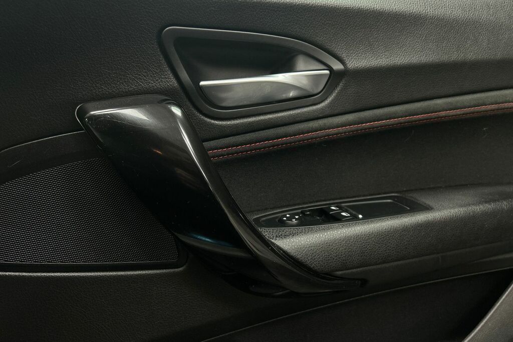 BMW 2 Series 218I Se Step Black #22