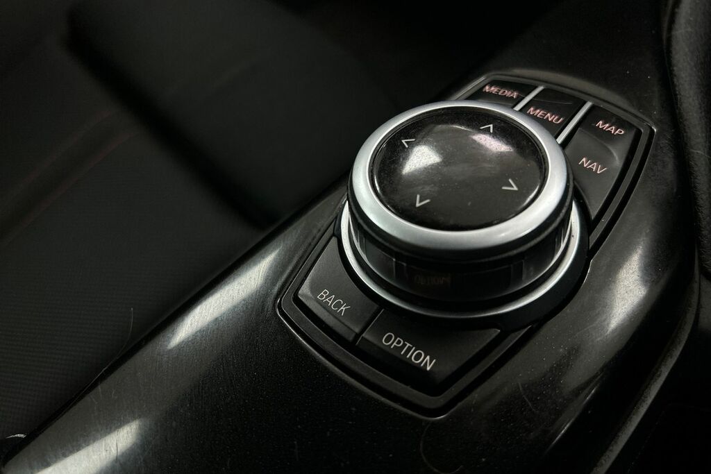 BMW 2 Series 218I Se Step Black #21