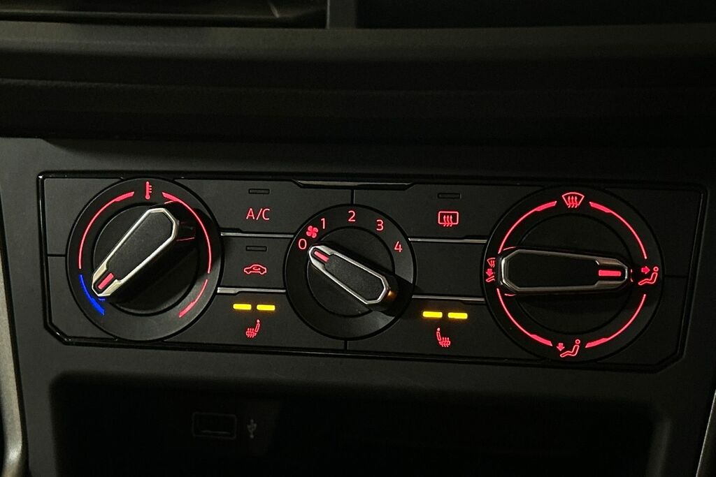 Volkswagen Polo 1.0 Tsi 95 Se  #18