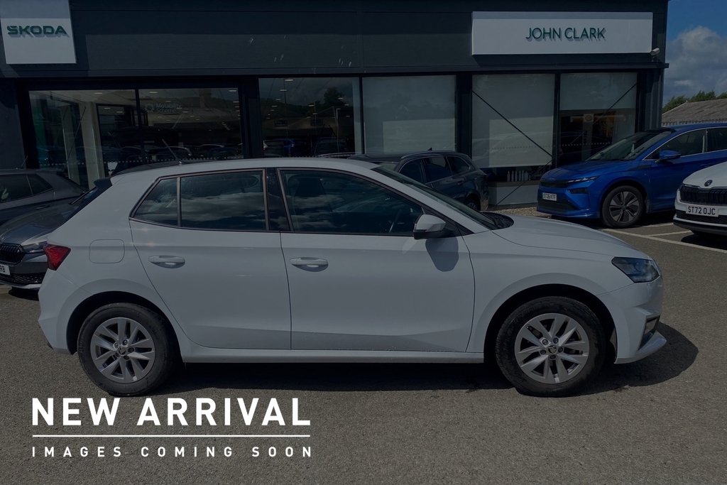 Skoda Fabia 1.0 Mpi 80 Se Comfort White #4
