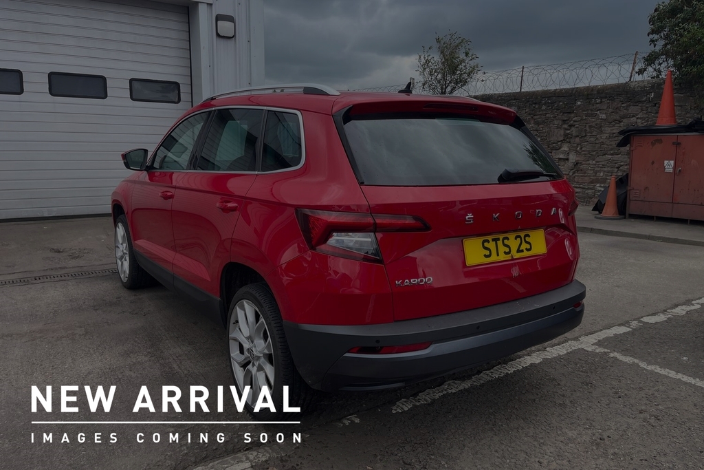 Skoda Karoq 2.0 Tdi Edition Red #3