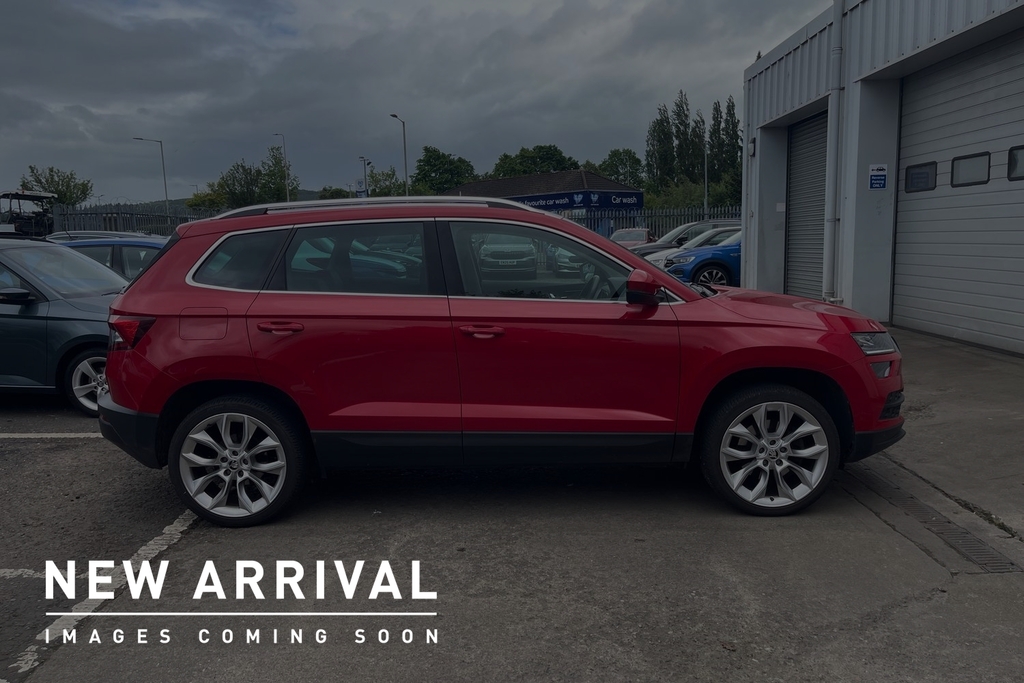 Skoda Karoq 2.0 Tdi Edition Red #4