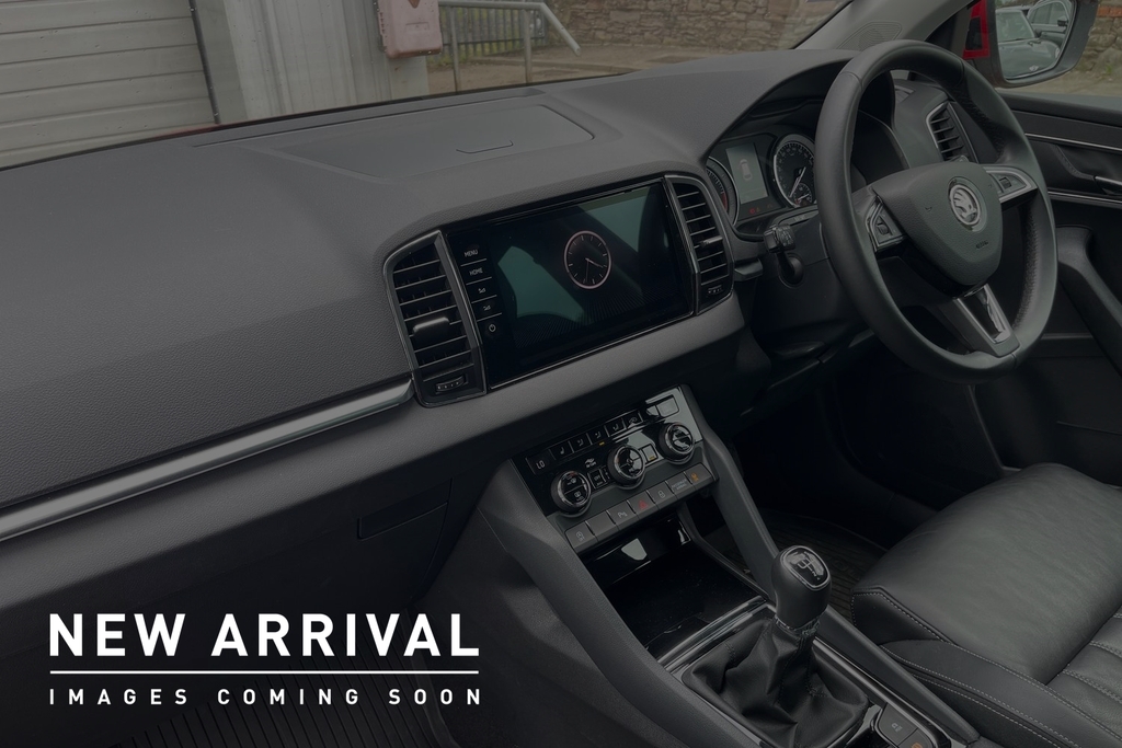 Skoda Karoq 2.0 Tdi Edition Red #2
