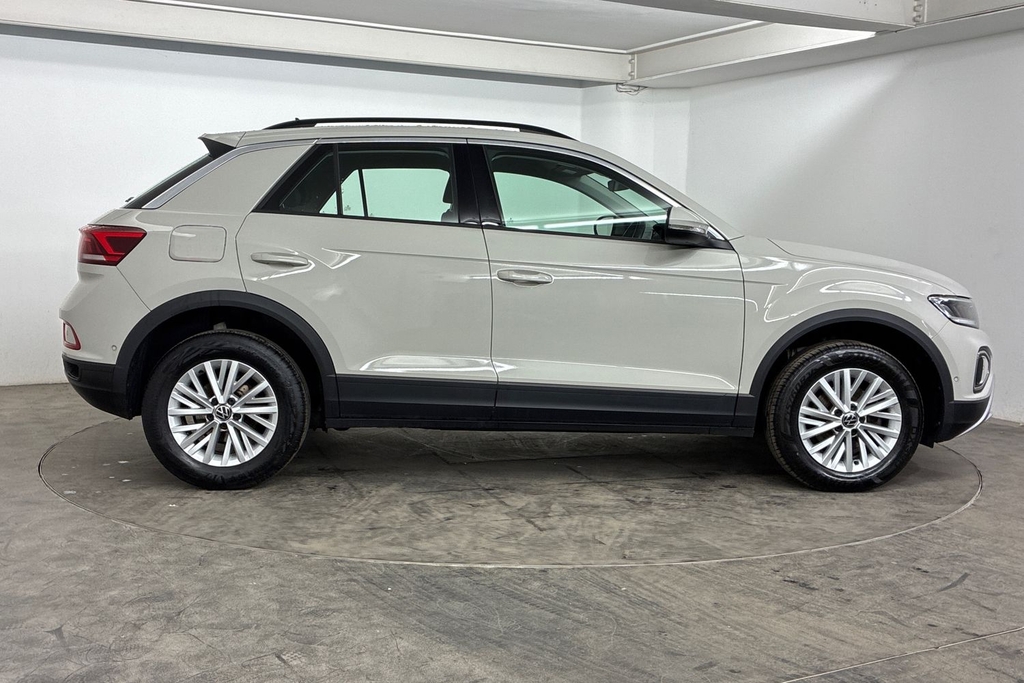 Volkswagen T-Roc 1.5 Tsi Life Dsg Grey #4