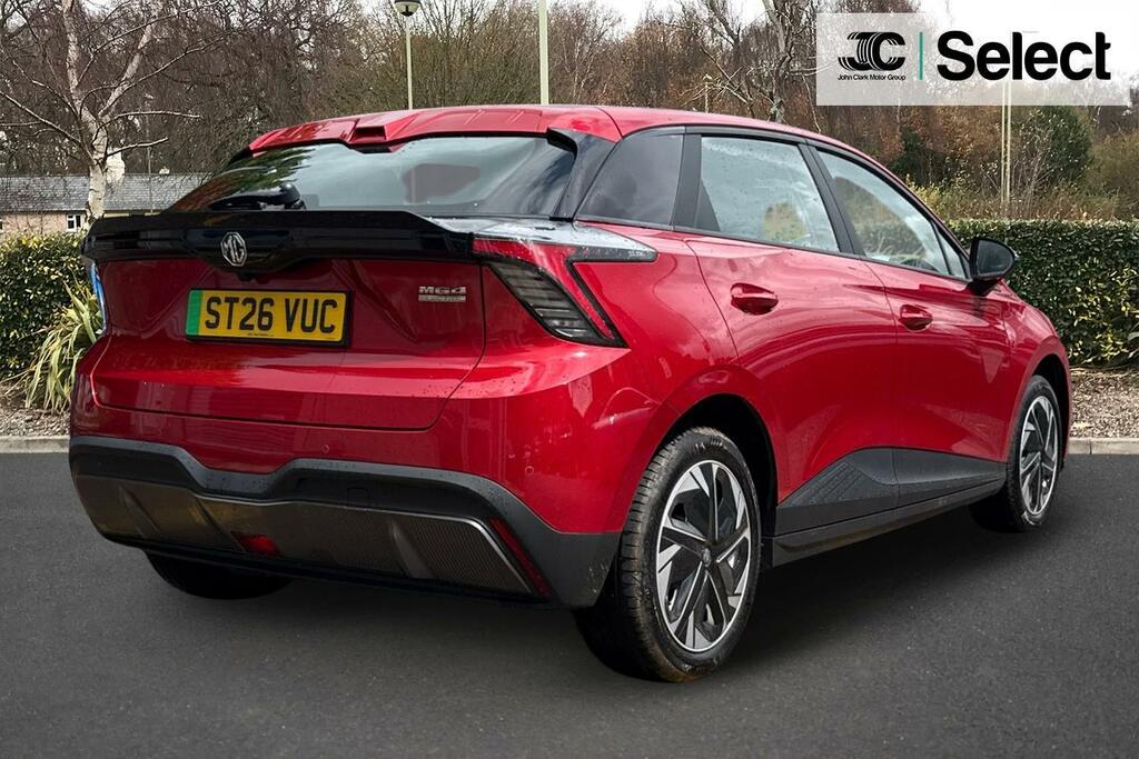 MG MG4 64Kwh Se Long Range Hatchback 2 Red #2