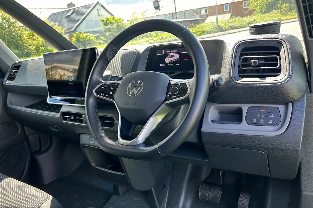 Volkswagen ID.Buzz 210Kw Commerce Plus 79Kwh Green #6