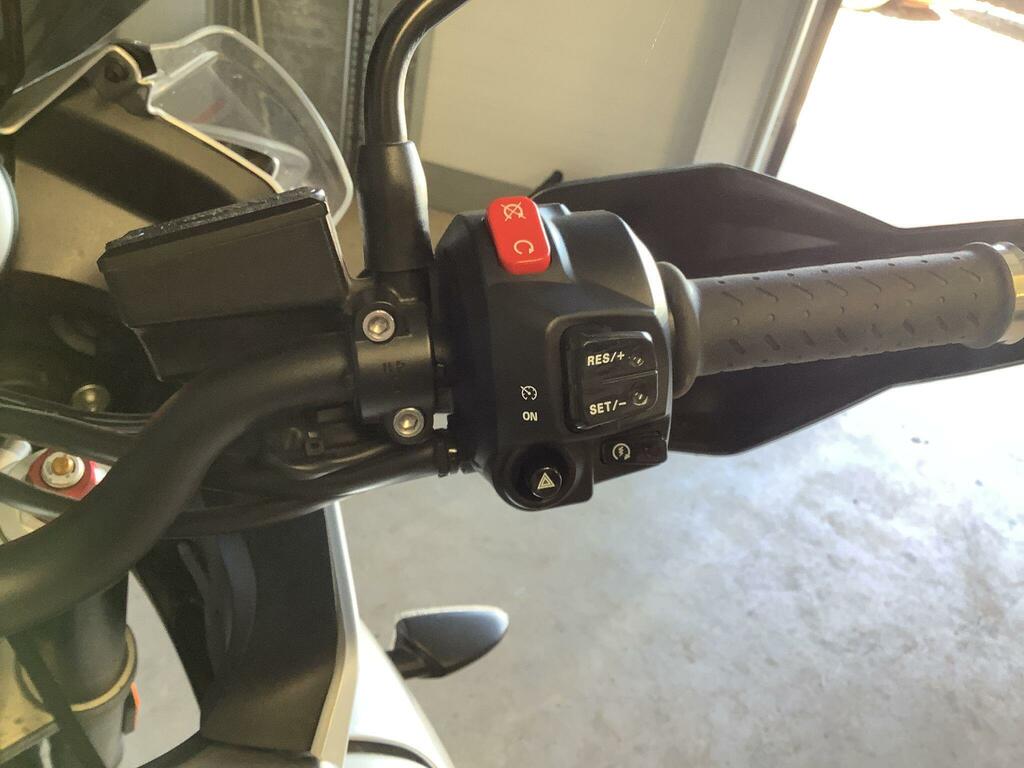 Triumph  Triple 765 Rs Silver #14