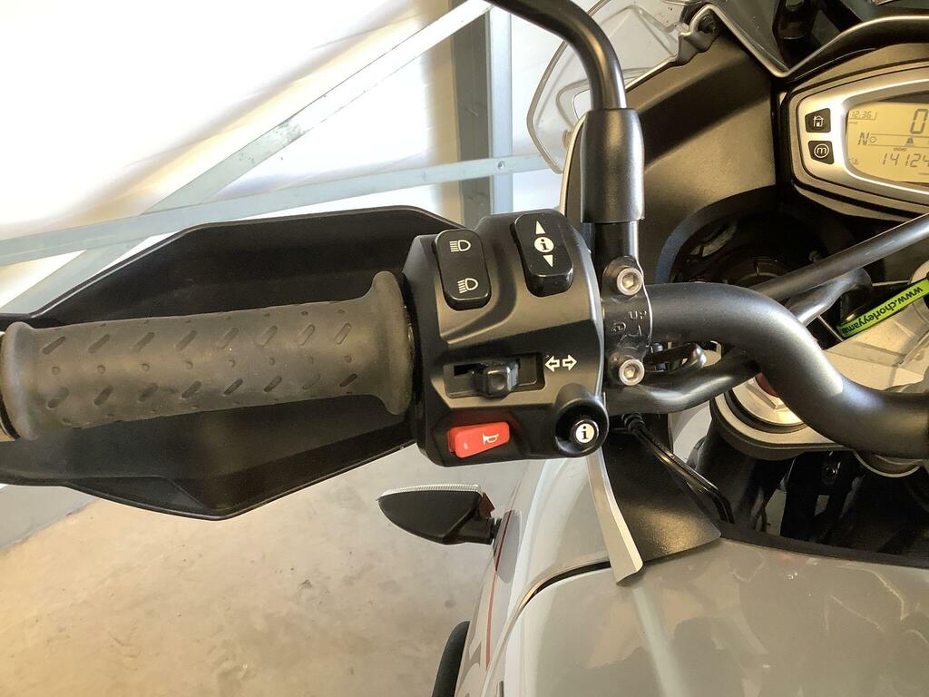 Triumph  Triple 765 Rs Silver #13
