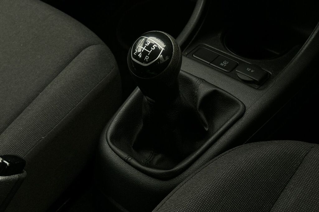 Volkswagen Up 5dr  #10