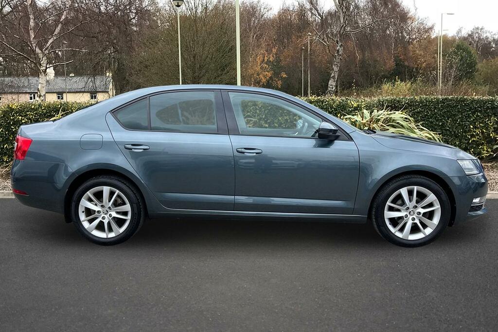 Skoda Octavia 1.6 Tdi Cr Se L Grey #4