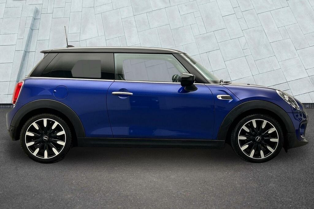 Mini Hatch 3-Door Cooper Exclusive SW70BUE Blue #3