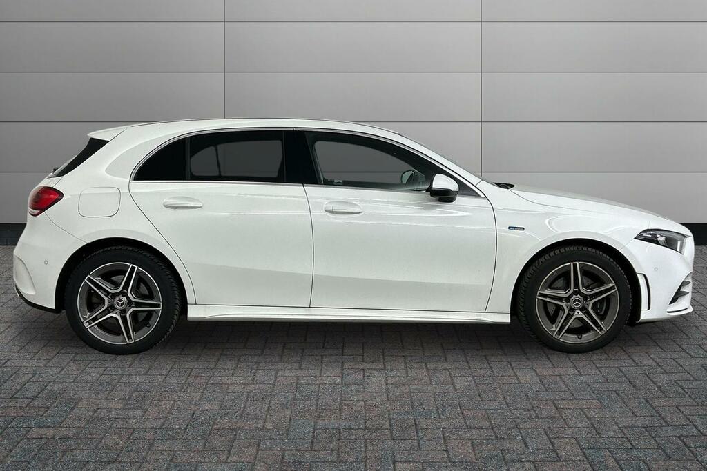 Mercedes-Benz A Class A250e Amg Line Executive MA70WYJ White #4