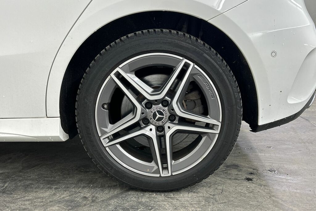 Mercedes-Benz A Class A250e Amg Line Executive MA70WYJ White #5