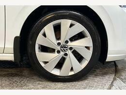 Volkswagen Golf Golf Red #19