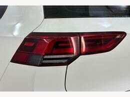 Volkswagen Golf Golf Red #20