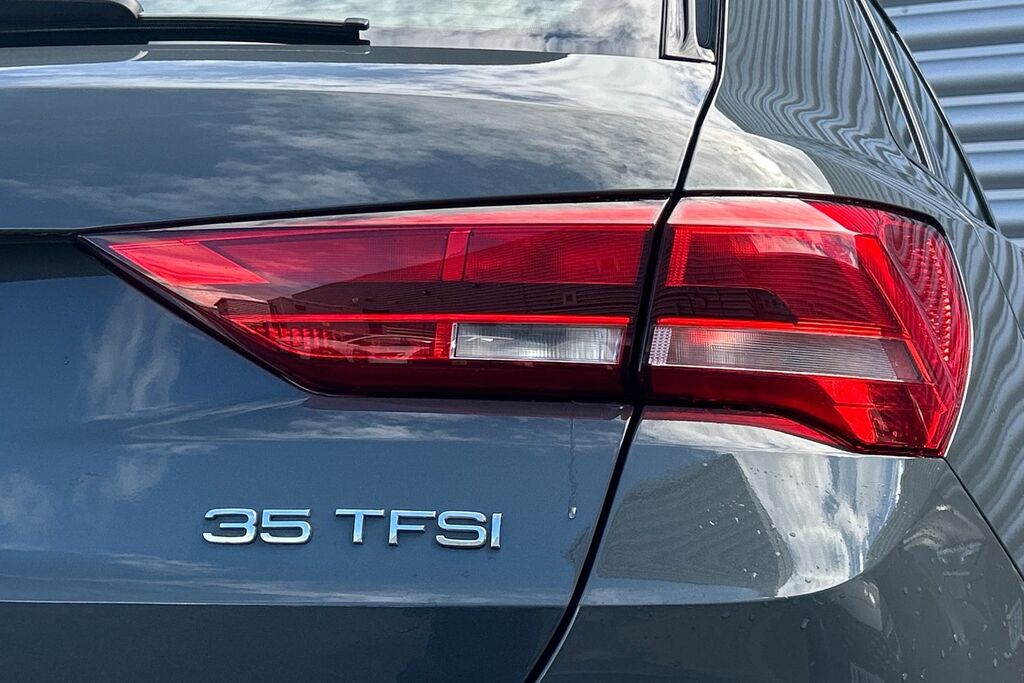 Audi Q3 1.5L S Line Black #20