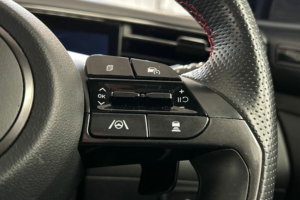 Hyundai Tucson Ultimate Black #9