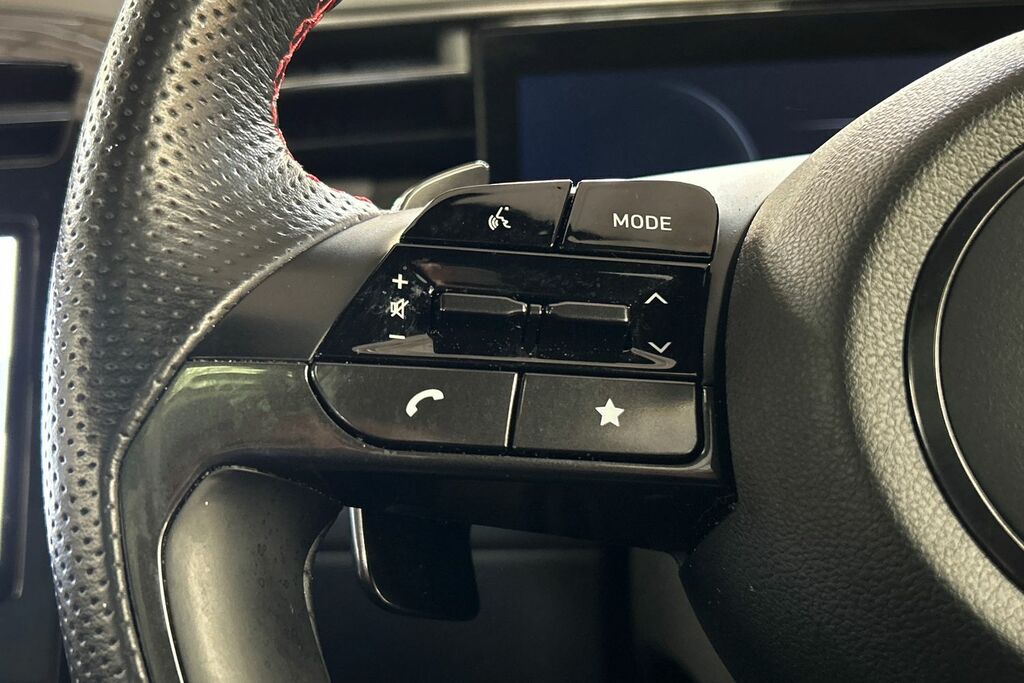 Hyundai Tucson Ultimate Black #8