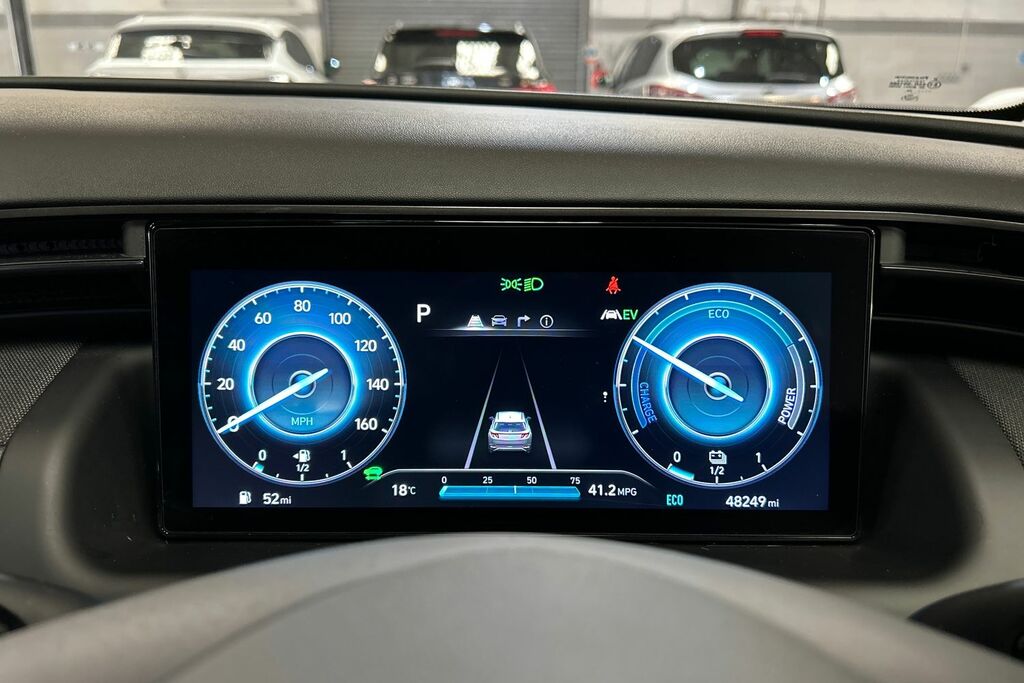 Hyundai Tucson Ultimate Black #10