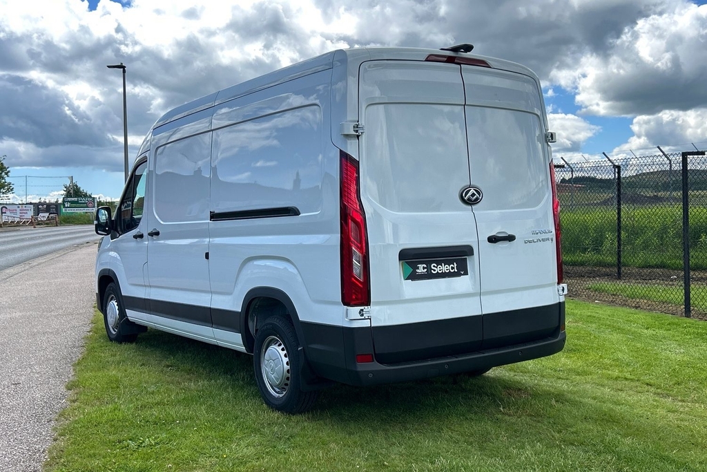 Maxus Deliver 9 2.0 D20 150 High Roof Van White #6