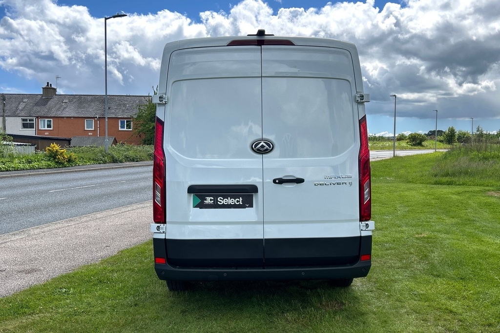 Maxus Deliver 9 Diesel Silver #12