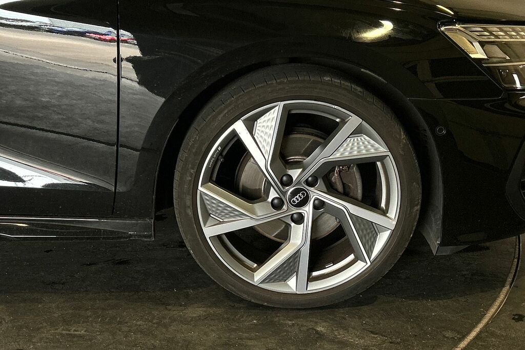 Audi A3 Black Edition 35 Tfsi 150 Ps 6-Speed SL74HFE Black #5