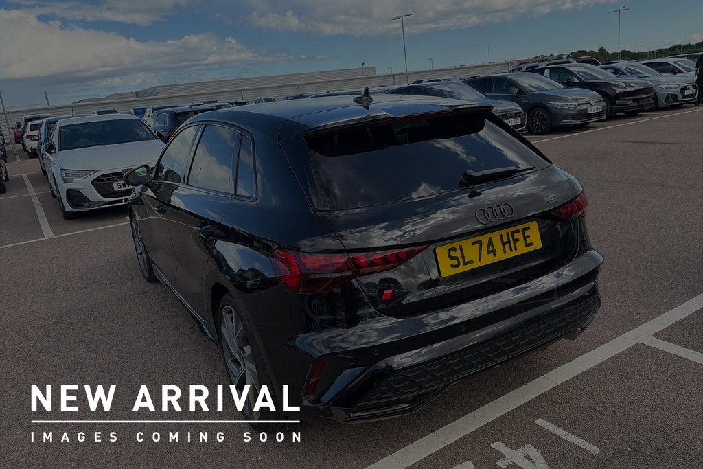 Audi A3 40 Tfsi E S Line S Tronic Black #3